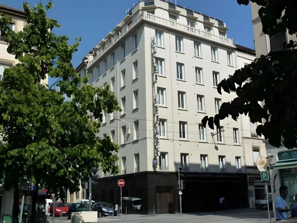 Photo 28