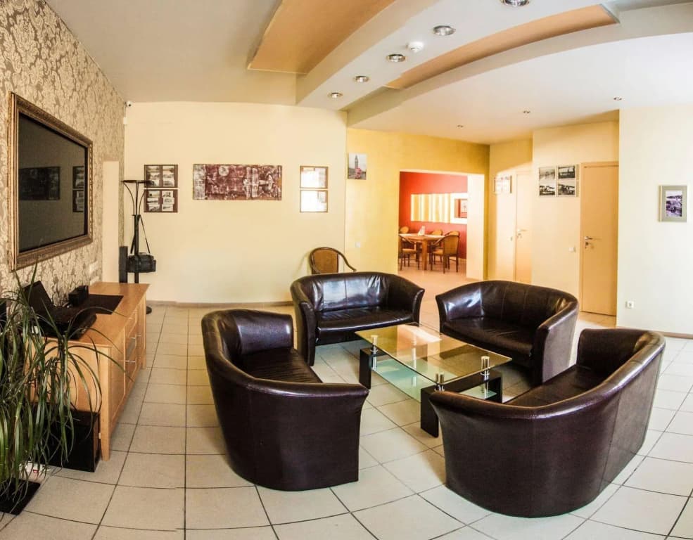 Biplan Hotel