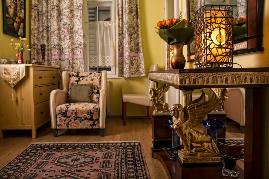 Palace Apartments