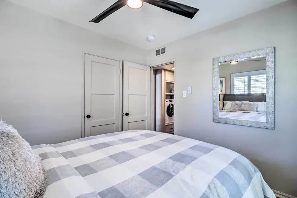 Modern Reno Abode Near Parks & Midtown!