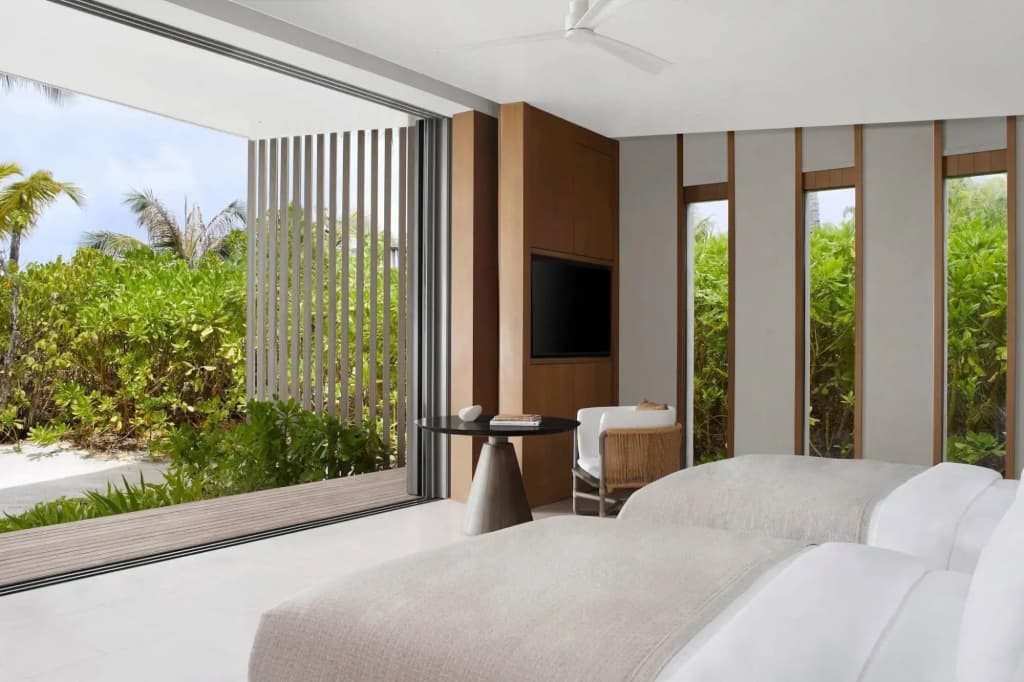 The Ritz-Carlton Maldives, Fari Islands