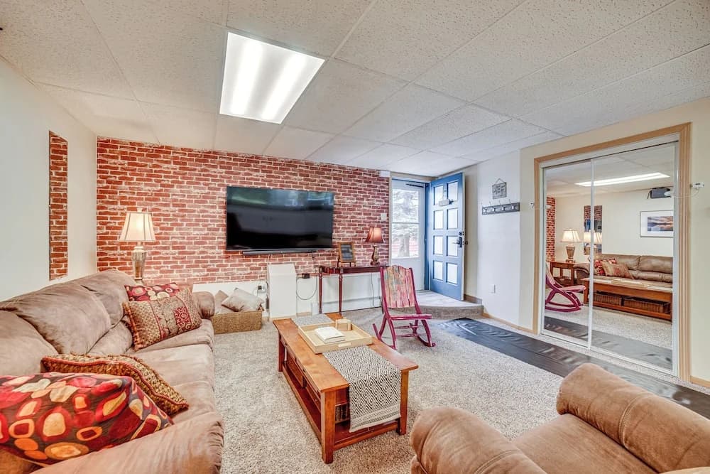 Cozy Apartment < 4 Miles to Downtown Anchorage!