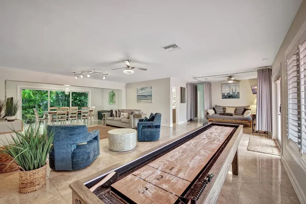 Beach Duplex 3br Manor with Heated Pool