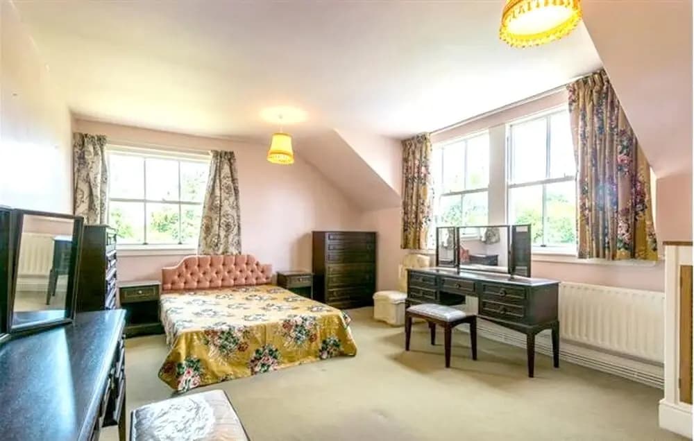 House With 5 Bedrooms in Eyrecourt, With Enclosed Garden Near the Beach