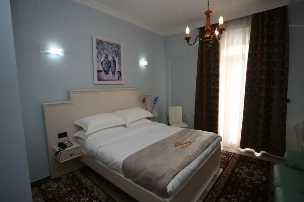 Photo 6