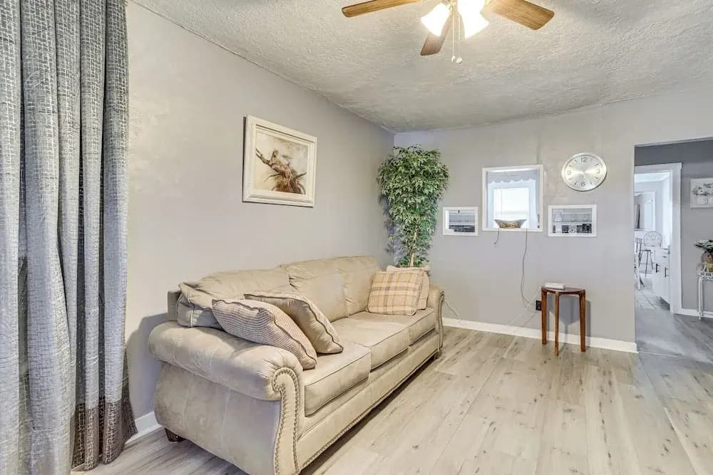 OKC Home for Medical Stays, Families: Dog Friendly