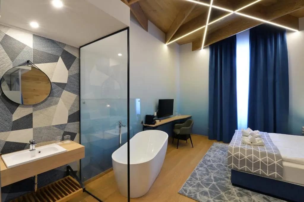 1552 Boutique Hotel