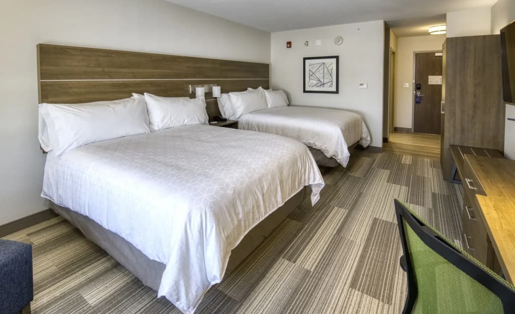 Holiday Inn Express and Suites Omaha Downtown - Old Market By IHG