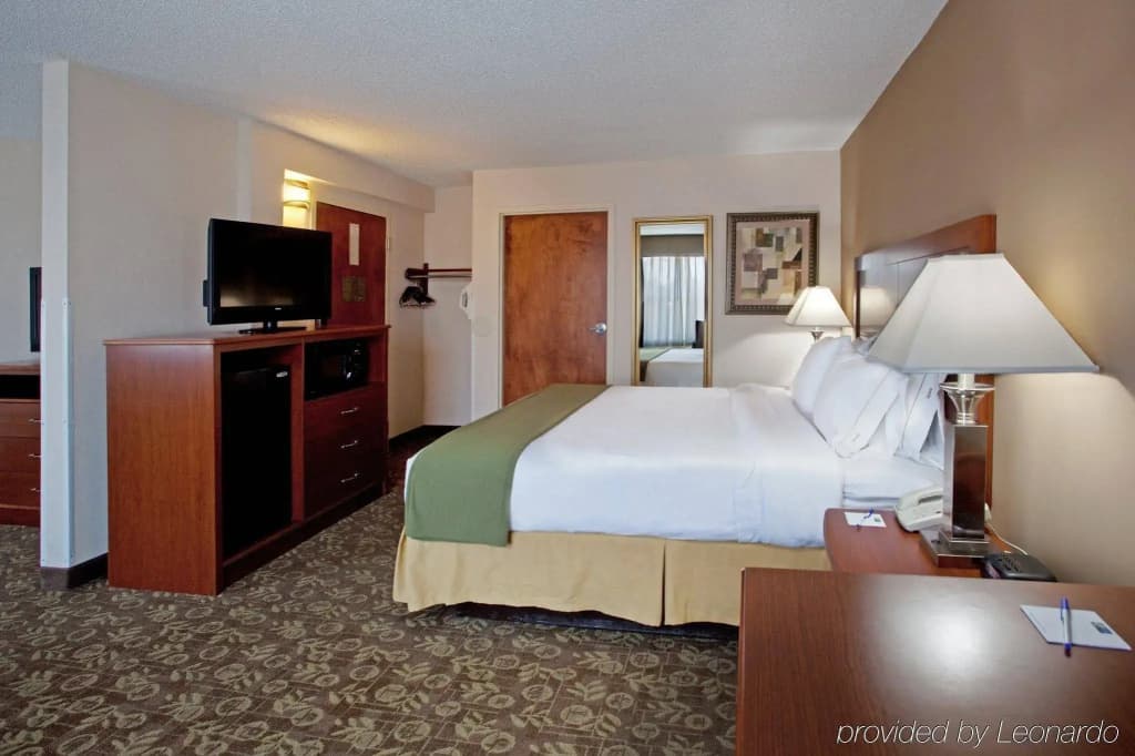 Holiday Inn Express Chapel Hill By IHG