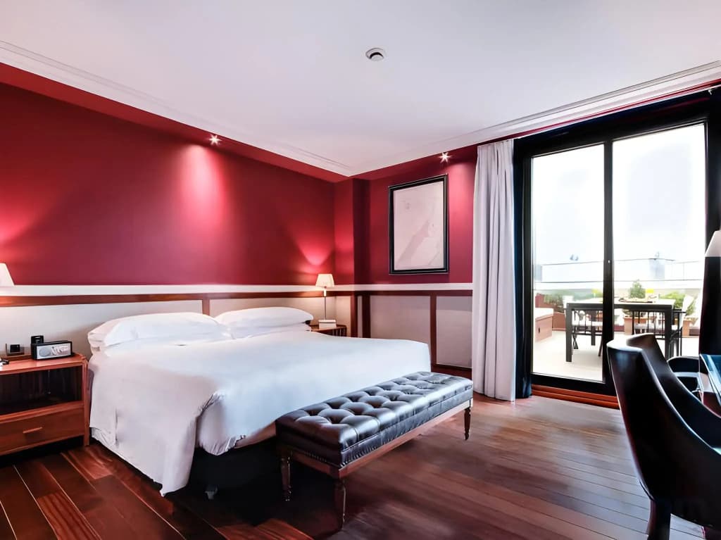 hotel