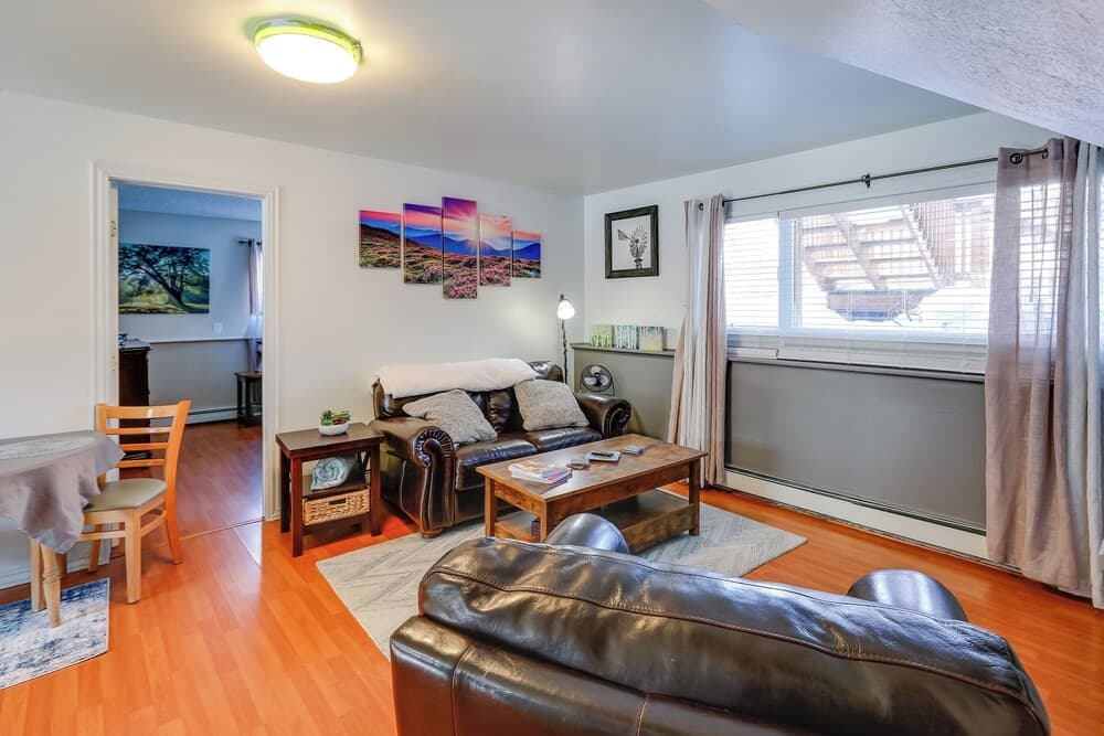 2 Mi to Dtwn: Cozy Getaway in Fairbanks!