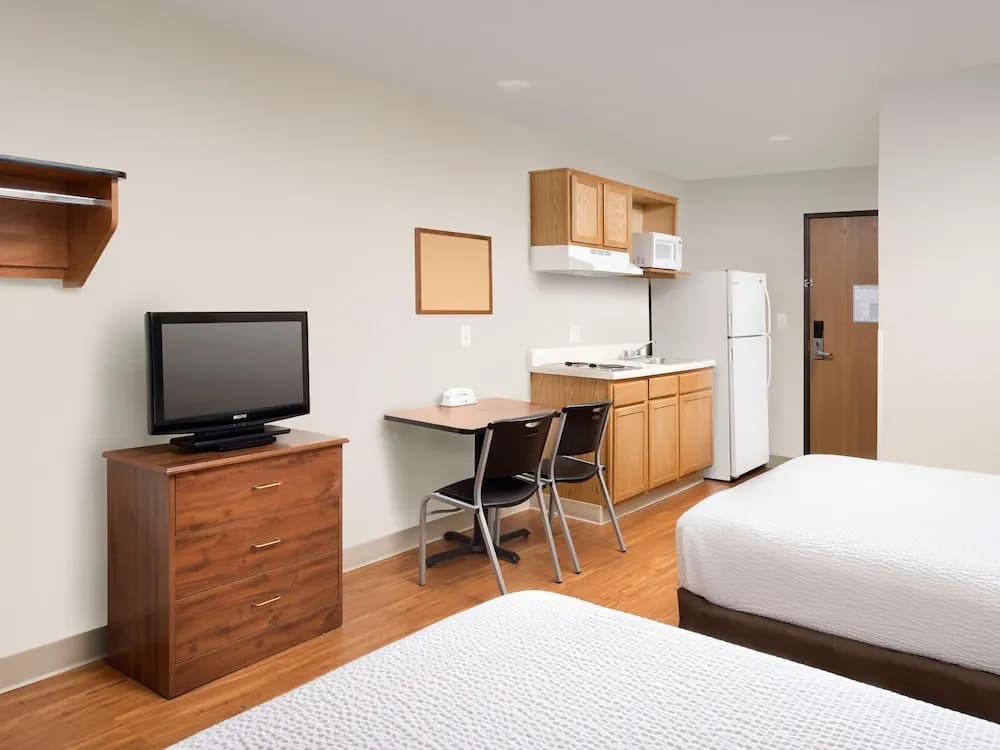 Extended Stay America Select Suites - Wilmington - West