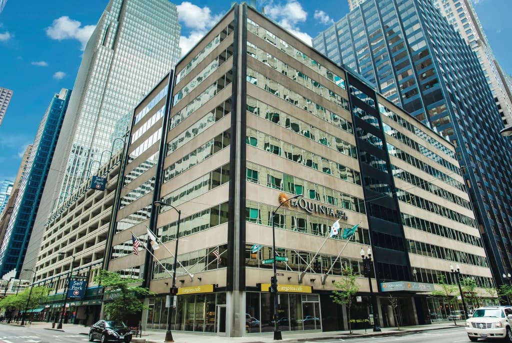 La Quinta Inn & Suites by Wyndham Chicago Downtown