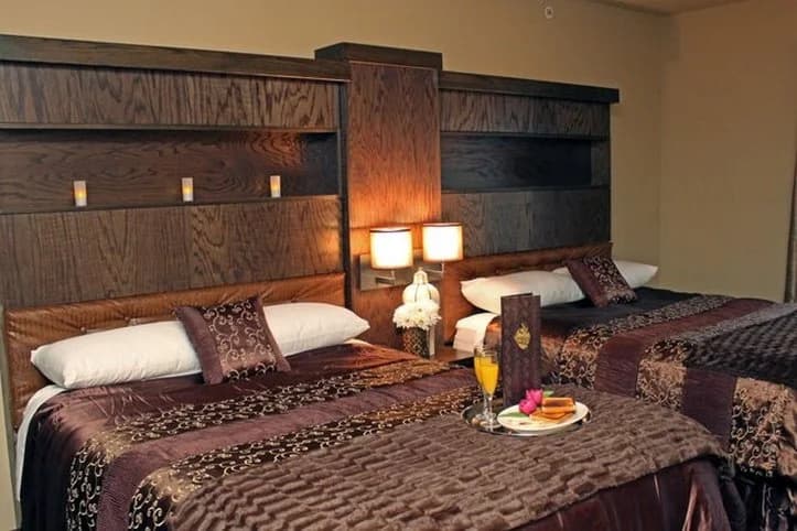 Scholar Morgantown, Tapestry Collection by Hilton