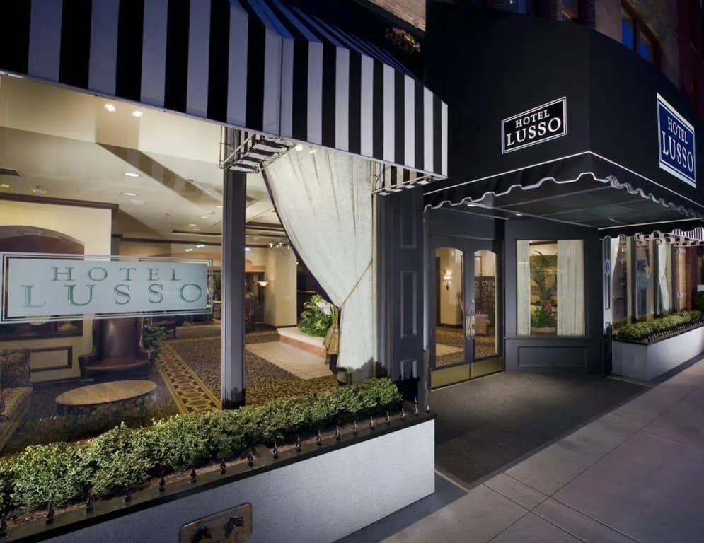The Louie, A Davenport Hotel, Autograph Collection®