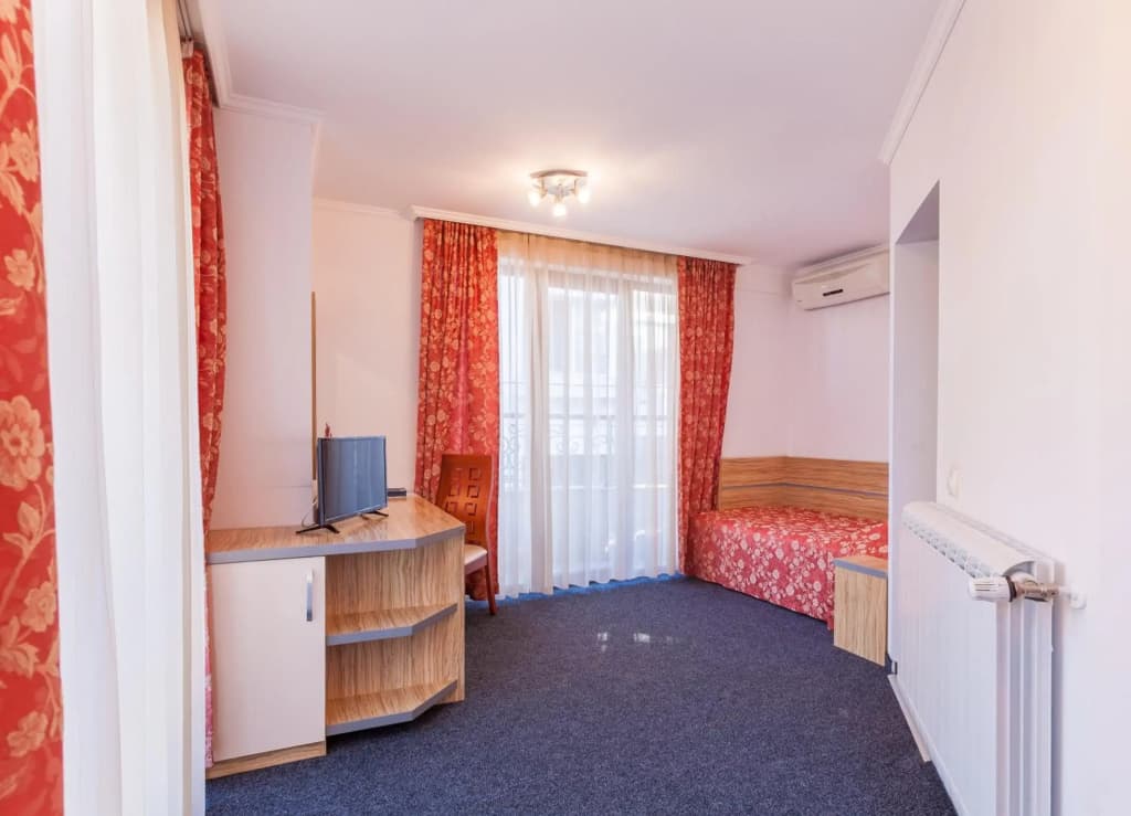 Hotel OPERA