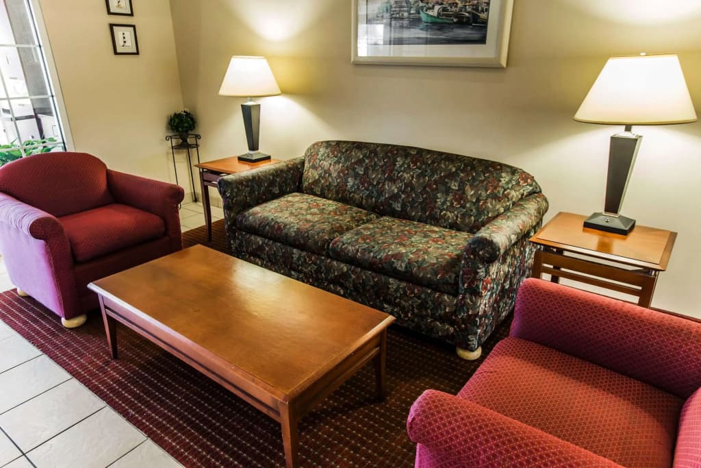 MainStay Suites Wilmington - University Area