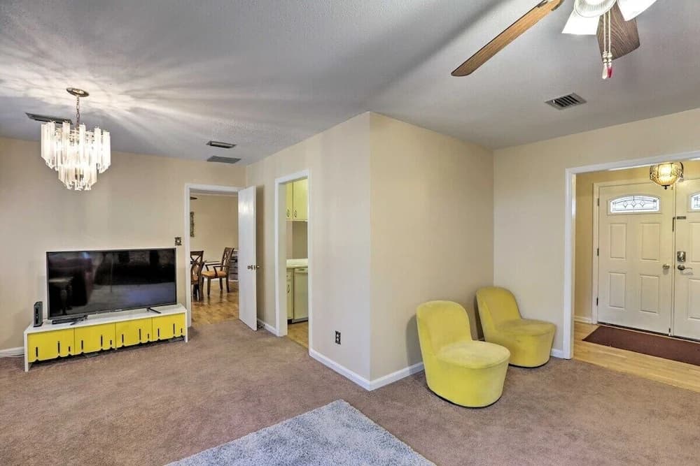 Spacious, Exquisite 4-bed Home Near FSU and TCC