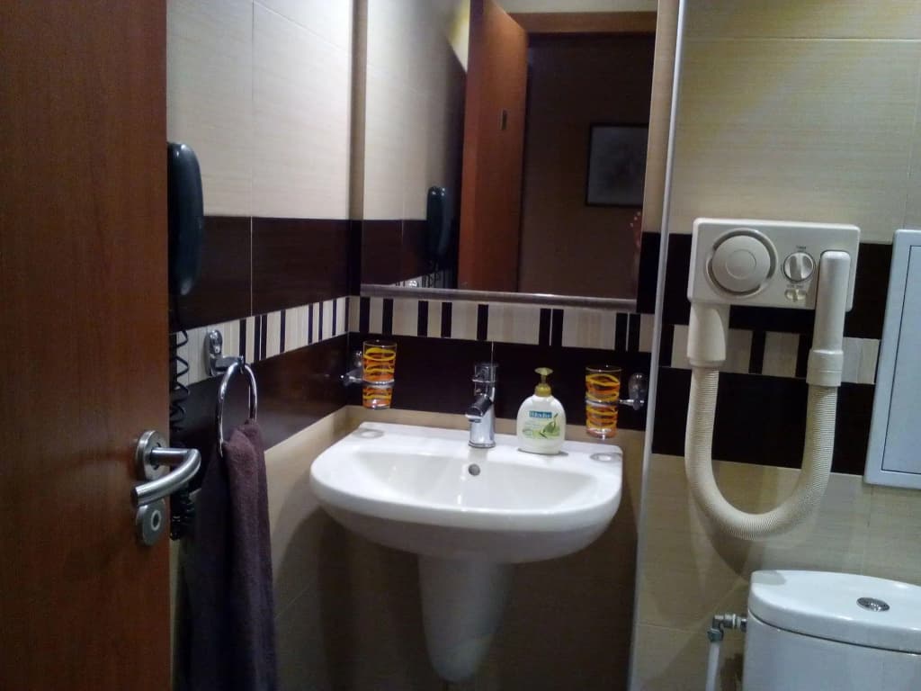 Photo 9
