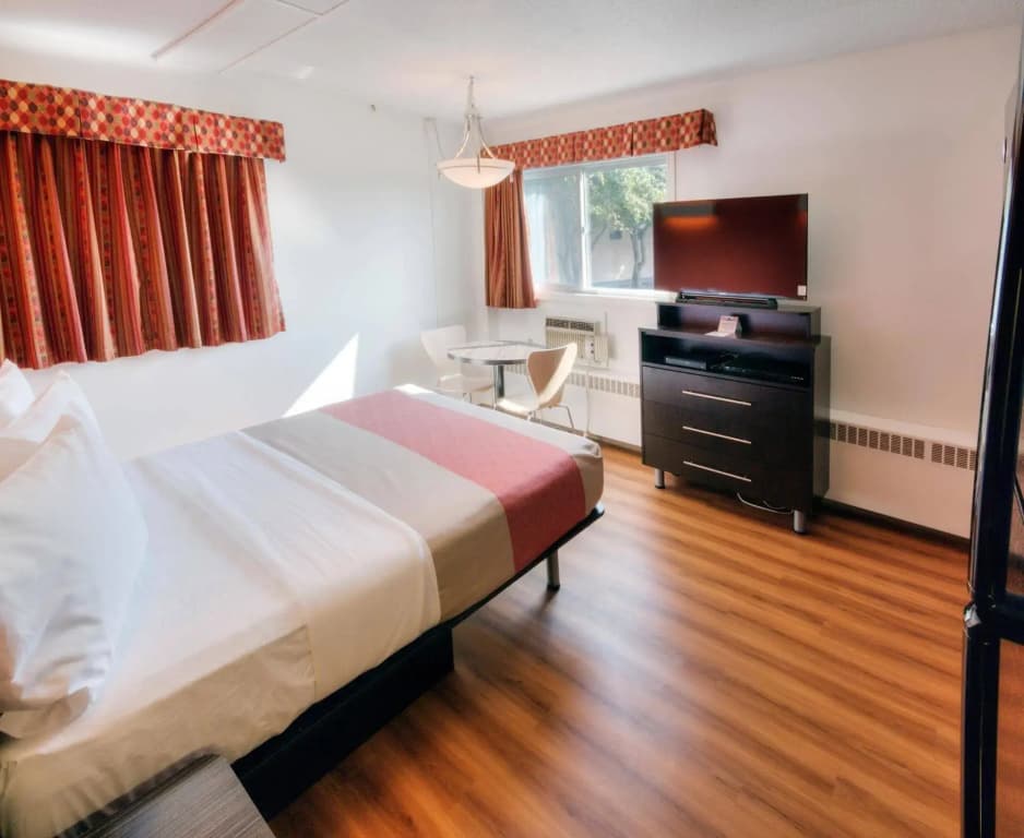 Canadas Best Value Inn & Suites - Lethbridge