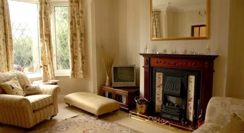 Dilmore House Bed  Breakfast Worcester England