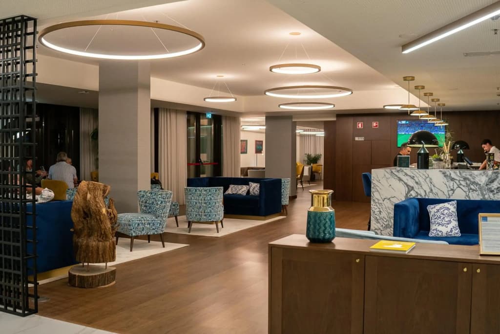 Boeira Garden Hotel Porto Gaia, Curio Collection by Hilton
