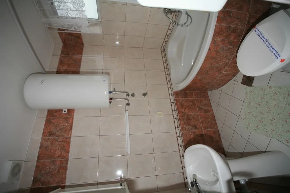 Photo 47