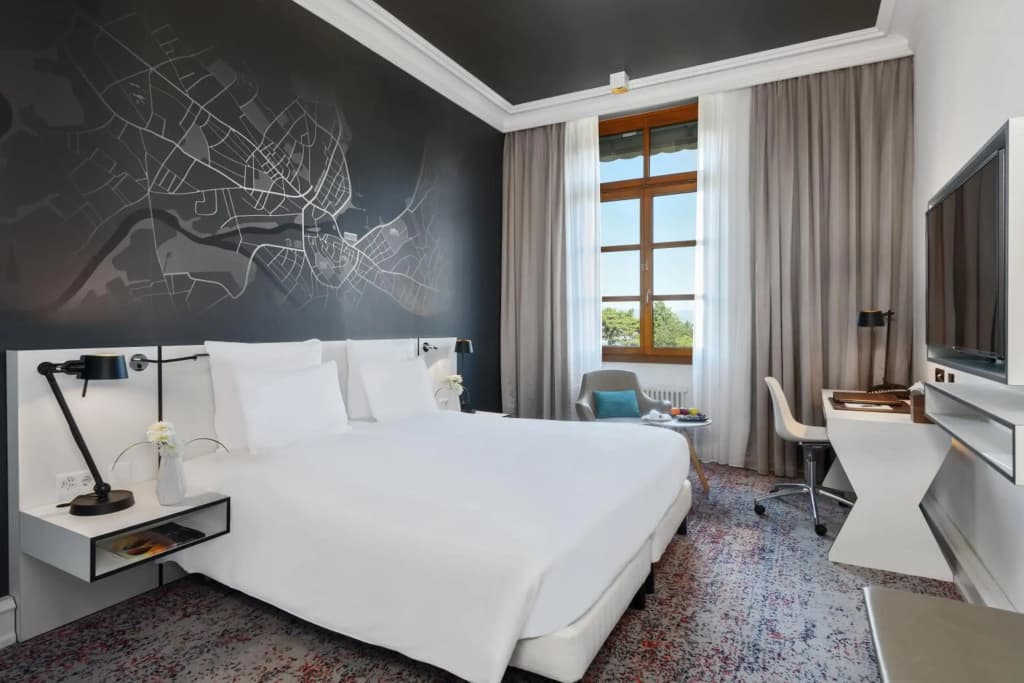 hotel