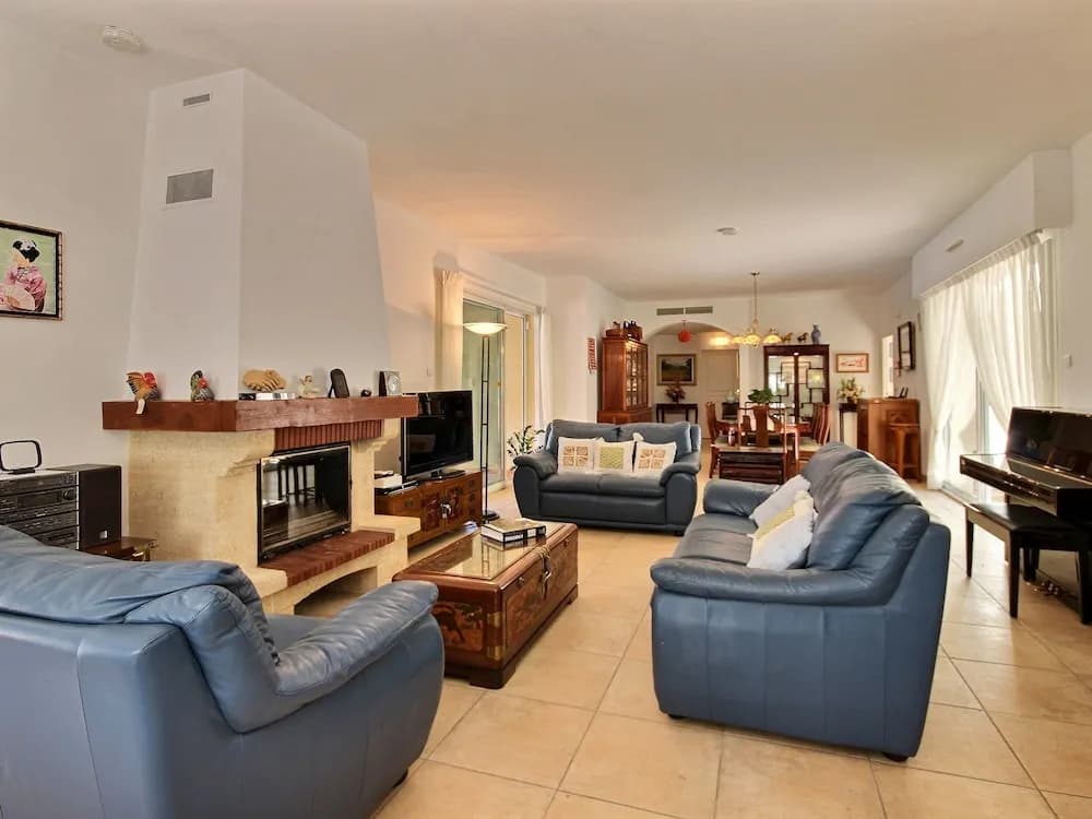 Villa Bois Dore