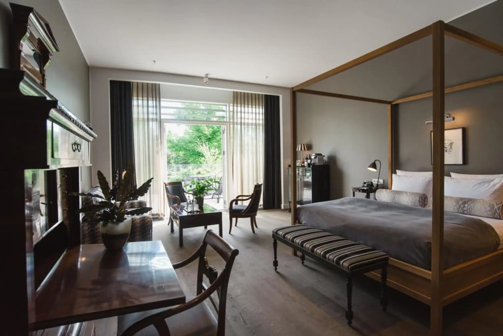 hotel