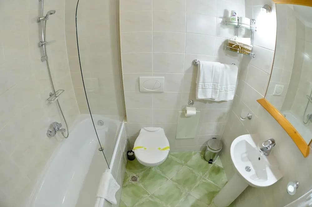 Photo 10