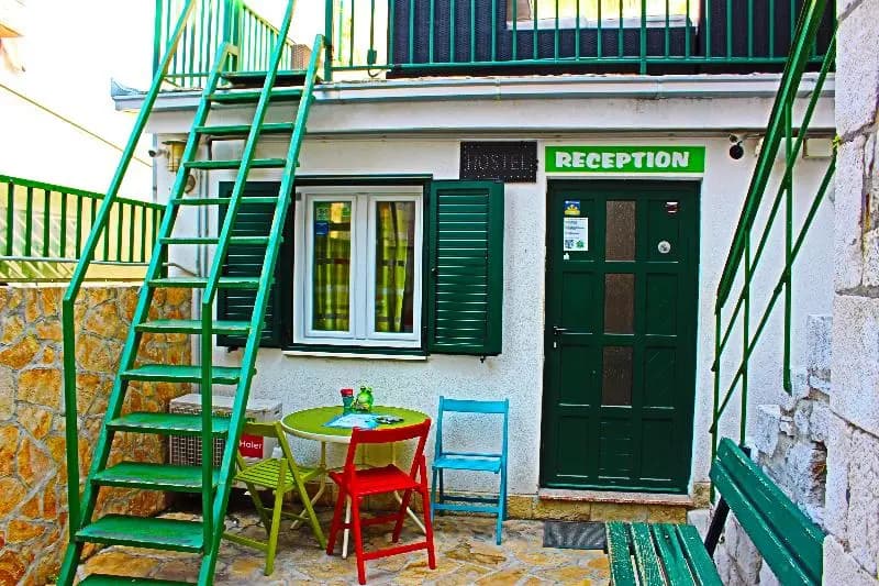 Croparadise Hostel