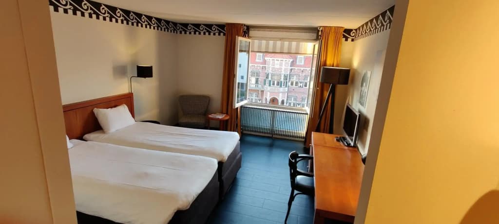 hotel