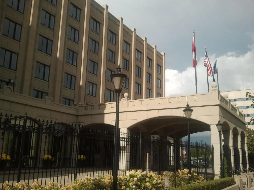 Hotel St. Regis