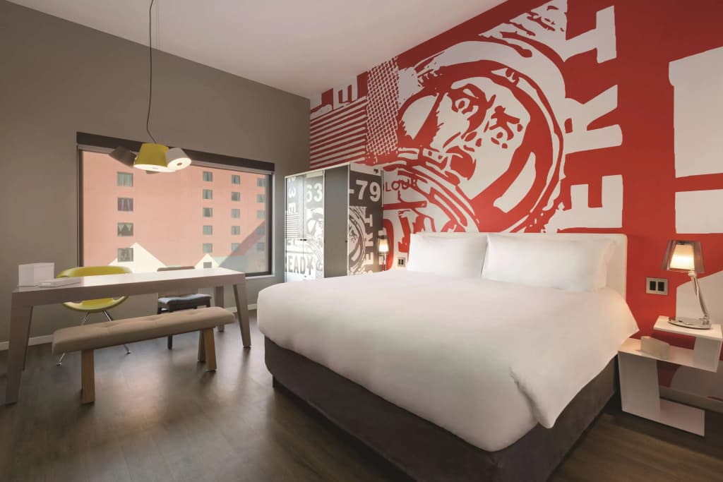 Radisson RED Minneapolis Downtown