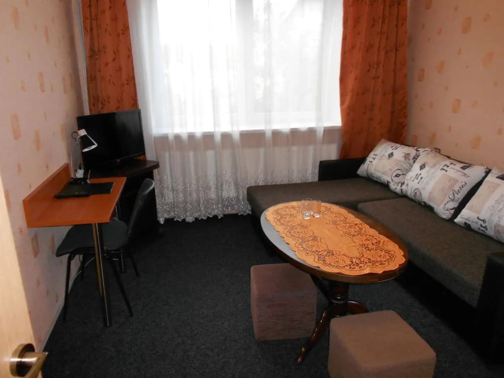 Photo 6