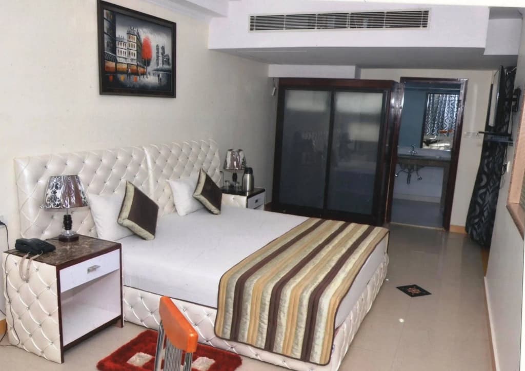 Delite Sarovar Portico Faridabad