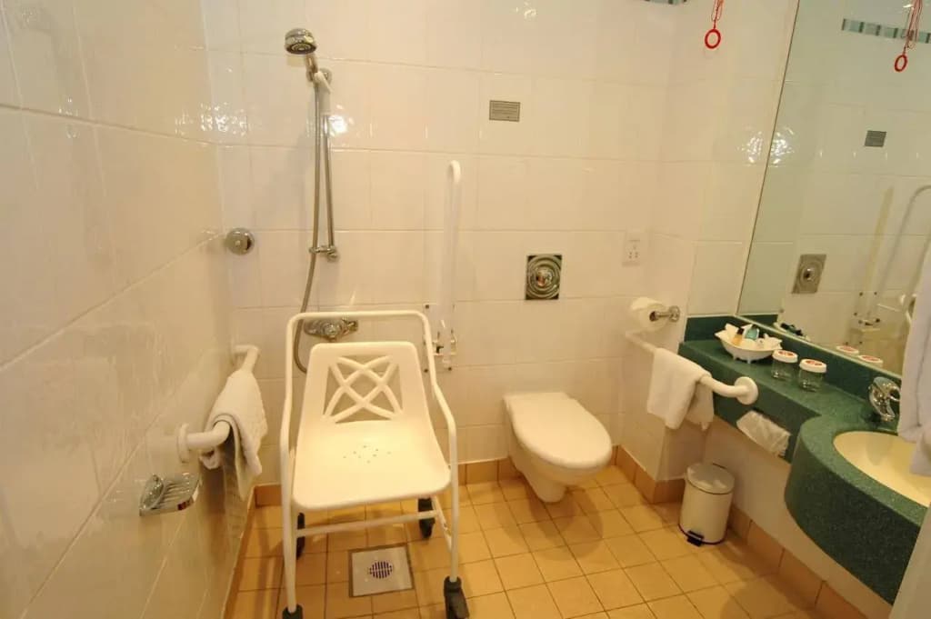 Photo 9