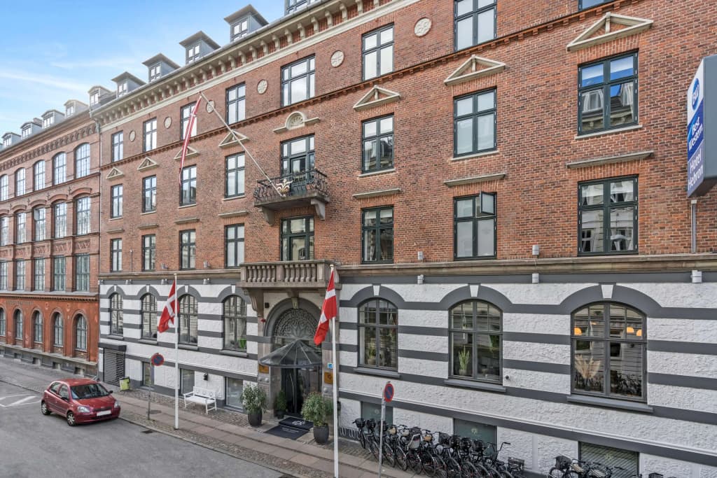 hotel