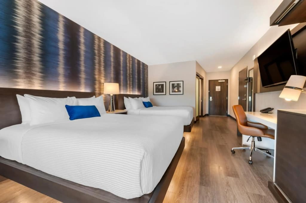 Cambria Hotel Detroit Downtown