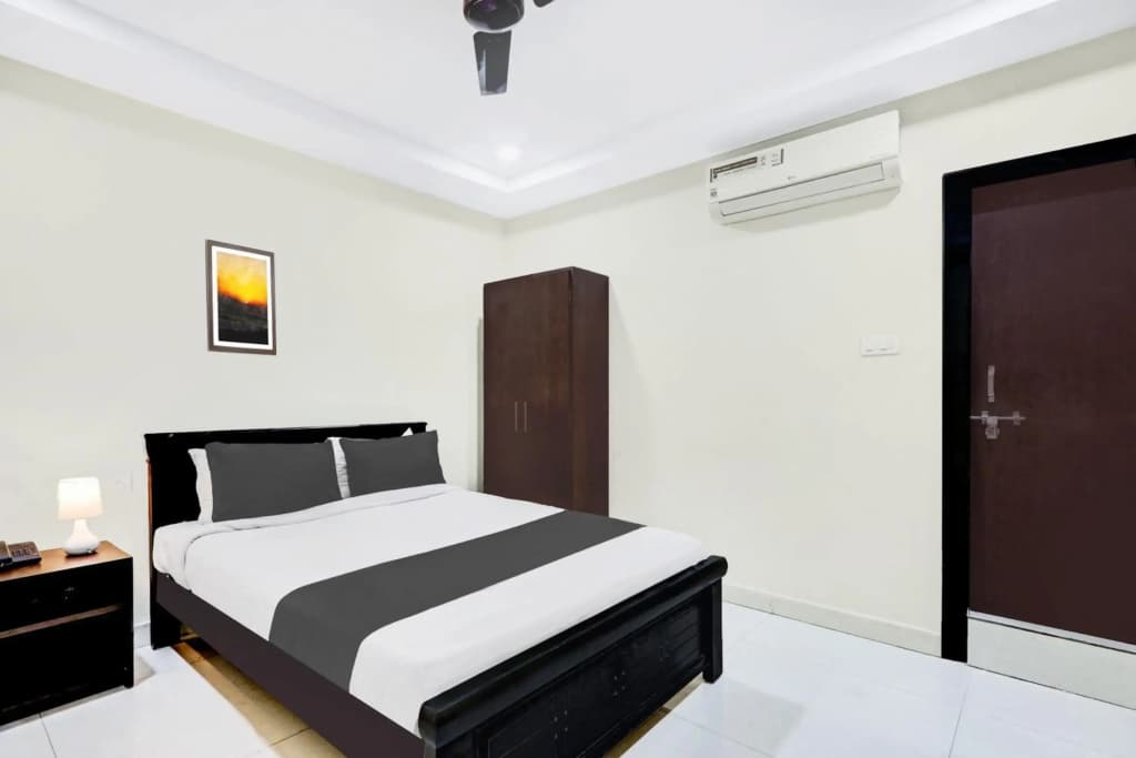 Super OYO Capital O 49955 Hotel Green Tree