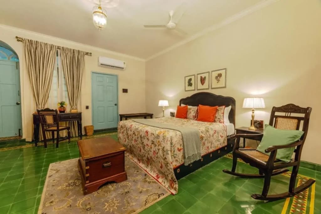 hotel