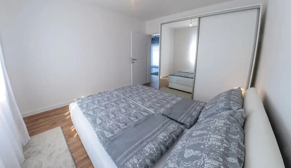 Sweet Retreat-Buna Riverside with pool