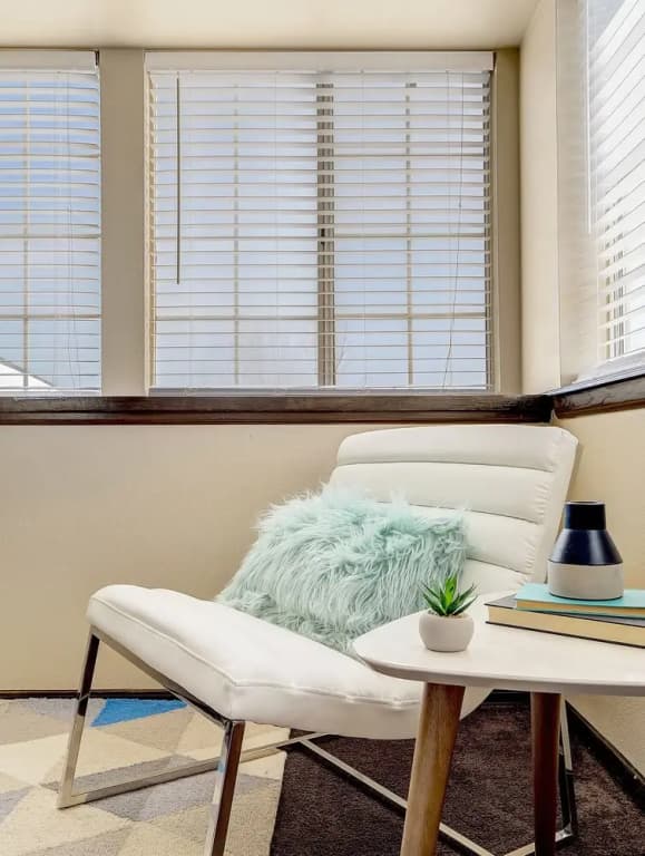 Updated Home Near DIA