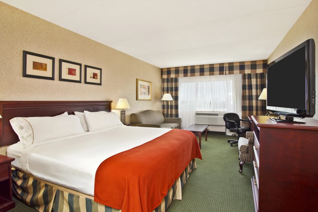 GLo Best Western Mississauga Corporate Centre