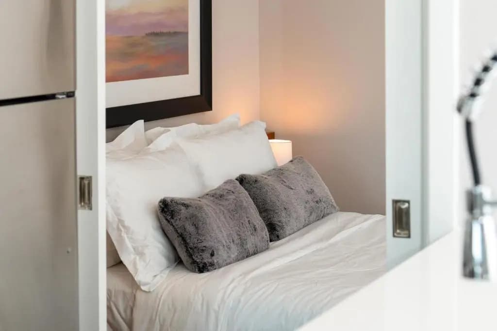 Hyatus Luxury Residences City Crossing