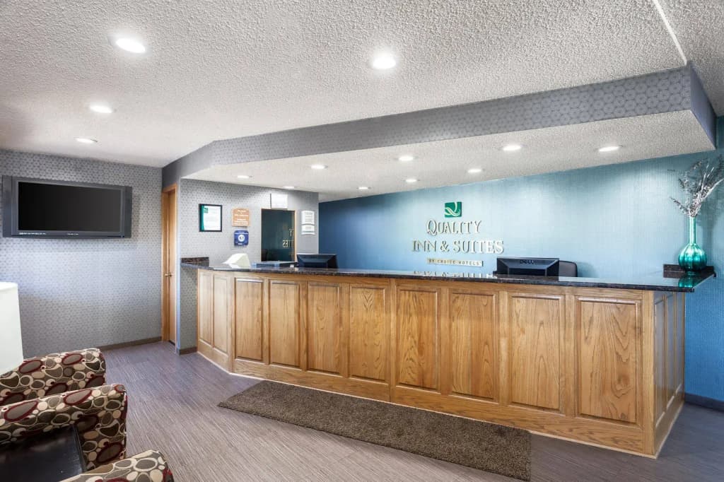 Quality Inn & Suites Lincoln South