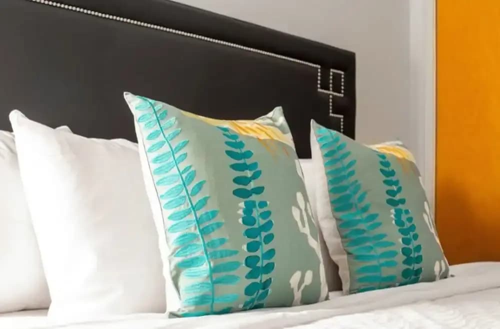 TWO Bold 2BR 2BA Apartments by CozySuites