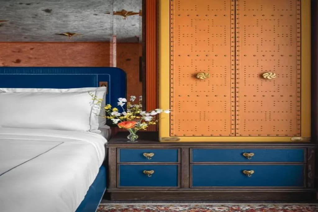 hotel