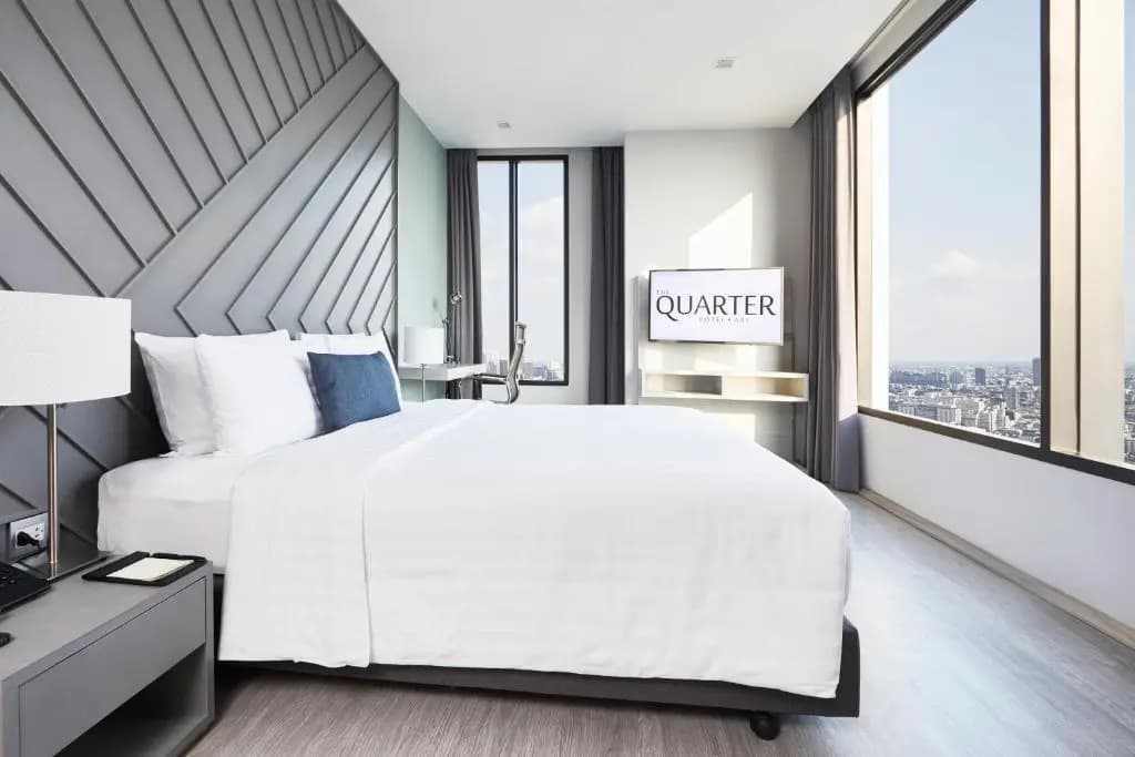 The Quarter Ari by UHG Hotel